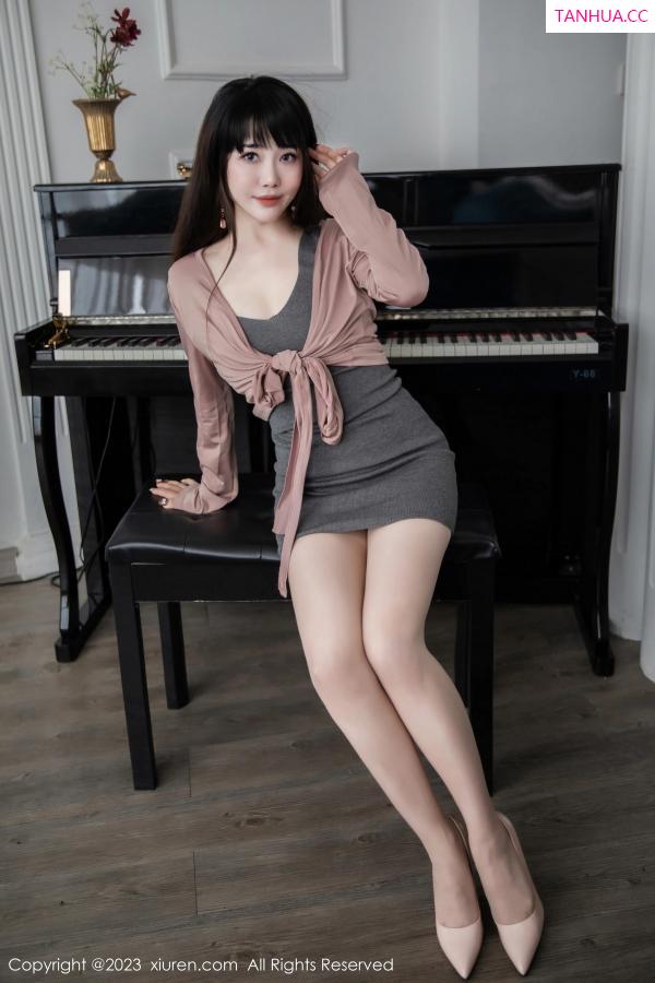   [XiuRen]高清写真图 2023.04.07 No.6532 严利娅Yuliya 丝袜美臀第34张图片